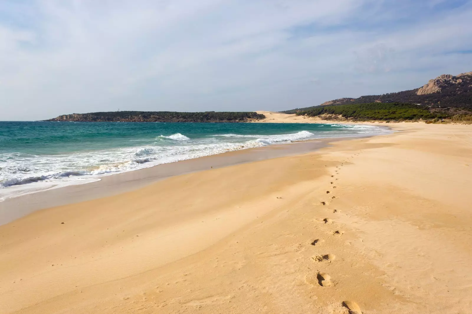 Pantai Bolonia di Tarifa