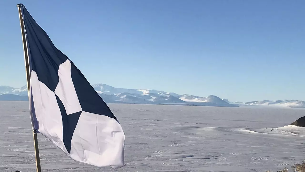 L'Antarctique se rapproche d'un drapeau officiel : quelle proposition préférez-vous ?