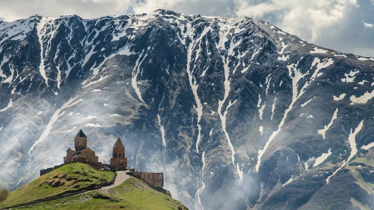 Gürcüstan iyul ayında öz qapılarını xarici turizmə açır