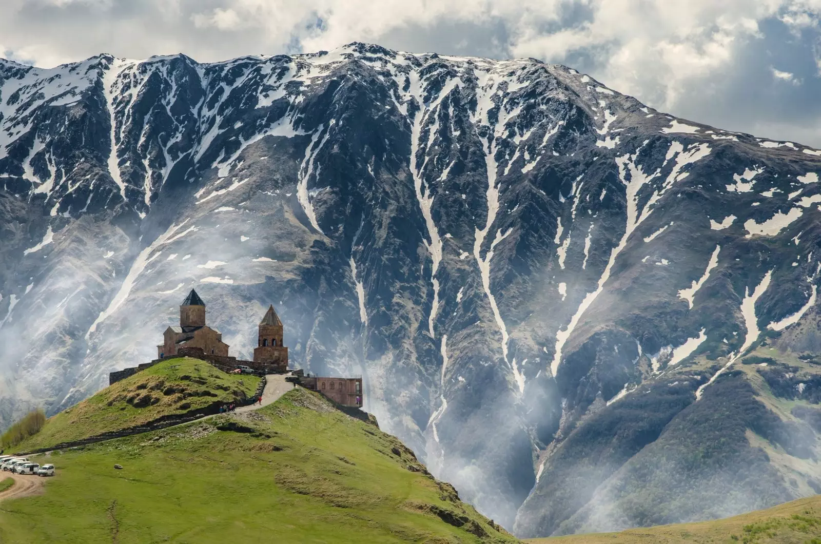 La Georgia accoglie i turisti stranieri quest'estate