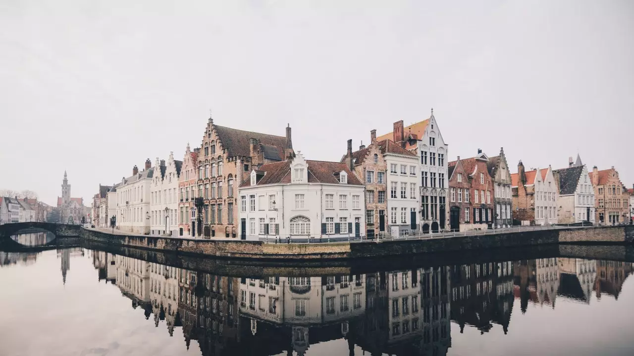 7 Grënn firwat Bruges déi perfekt Wanter Vakanz ass