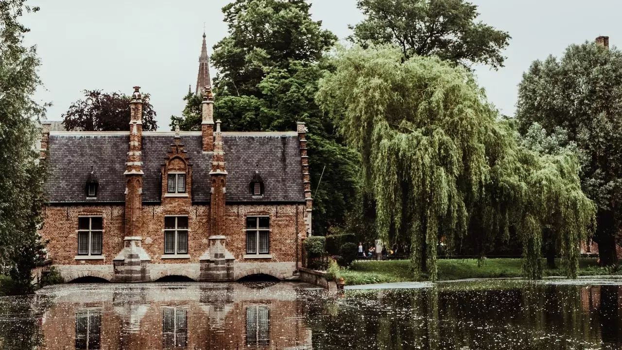 Dëst ass de Plang vu Bruges fir mam post-pandemesche Tourismus ze këmmeren