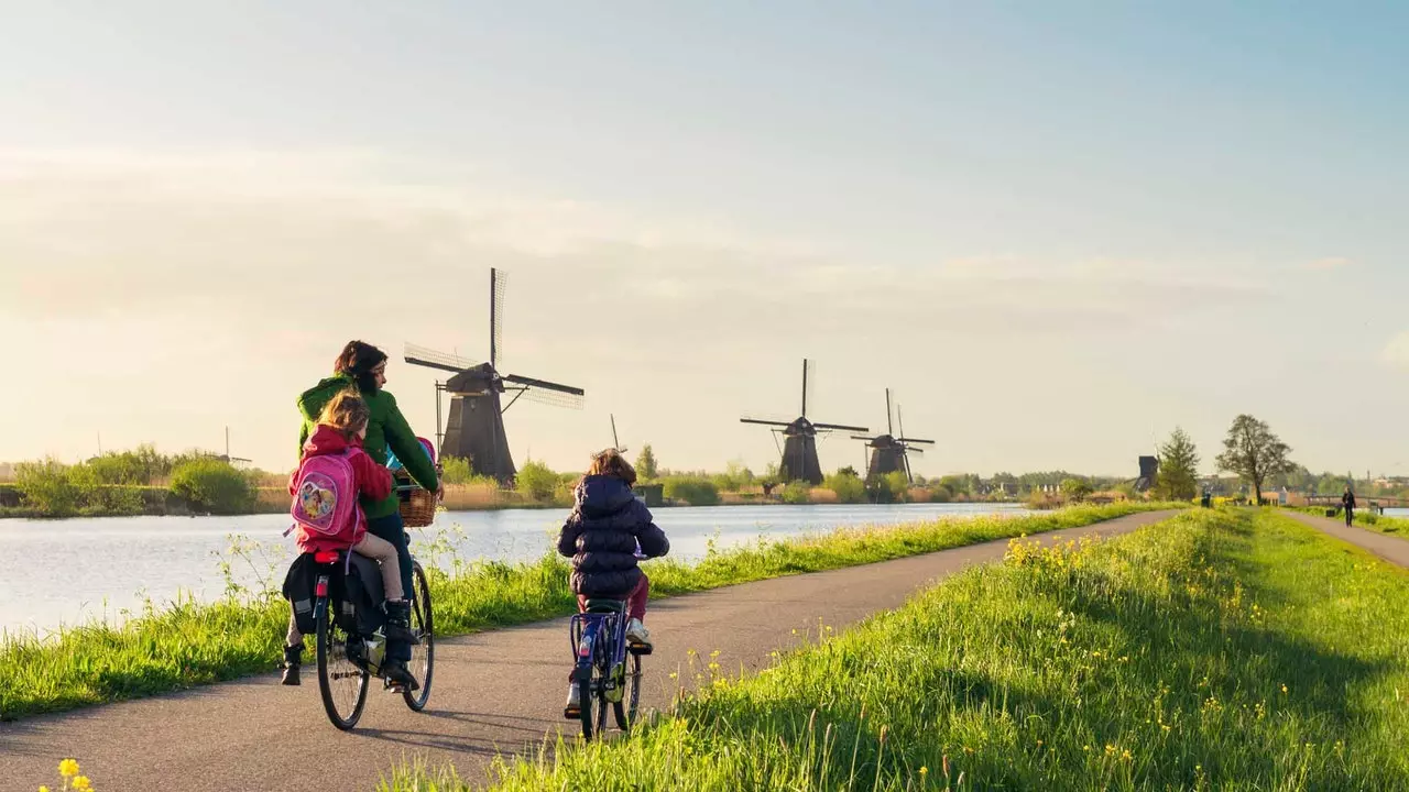 Du kommer att bli kär i den här nya cykelvägen som går genom Frankrike, Belgien och Nederländerna