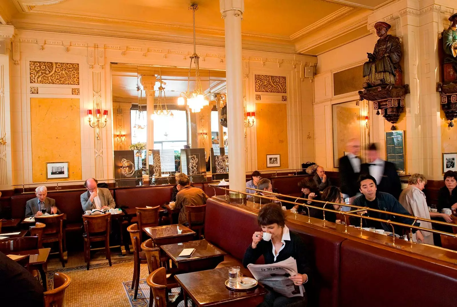 Interiér Les Deux Magots