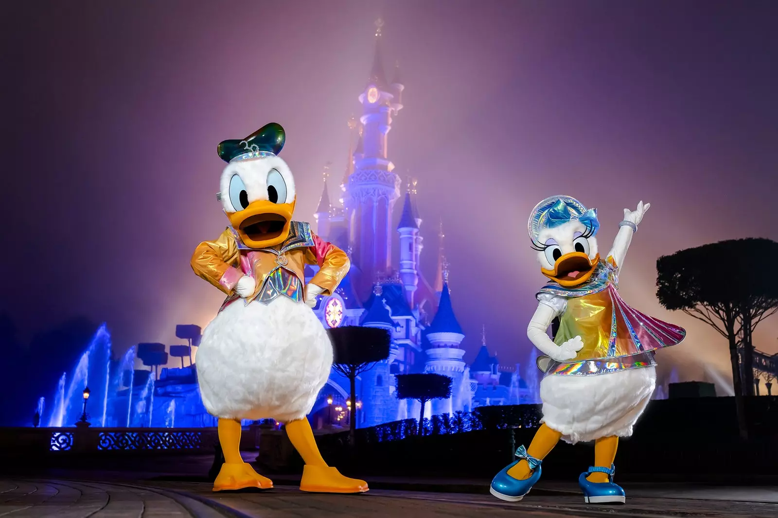 Donald na Daisy maadhimisho ya miaka 30 ya Disneyland Paris