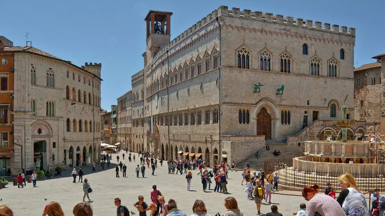 24 timmar (äter) i Perugia