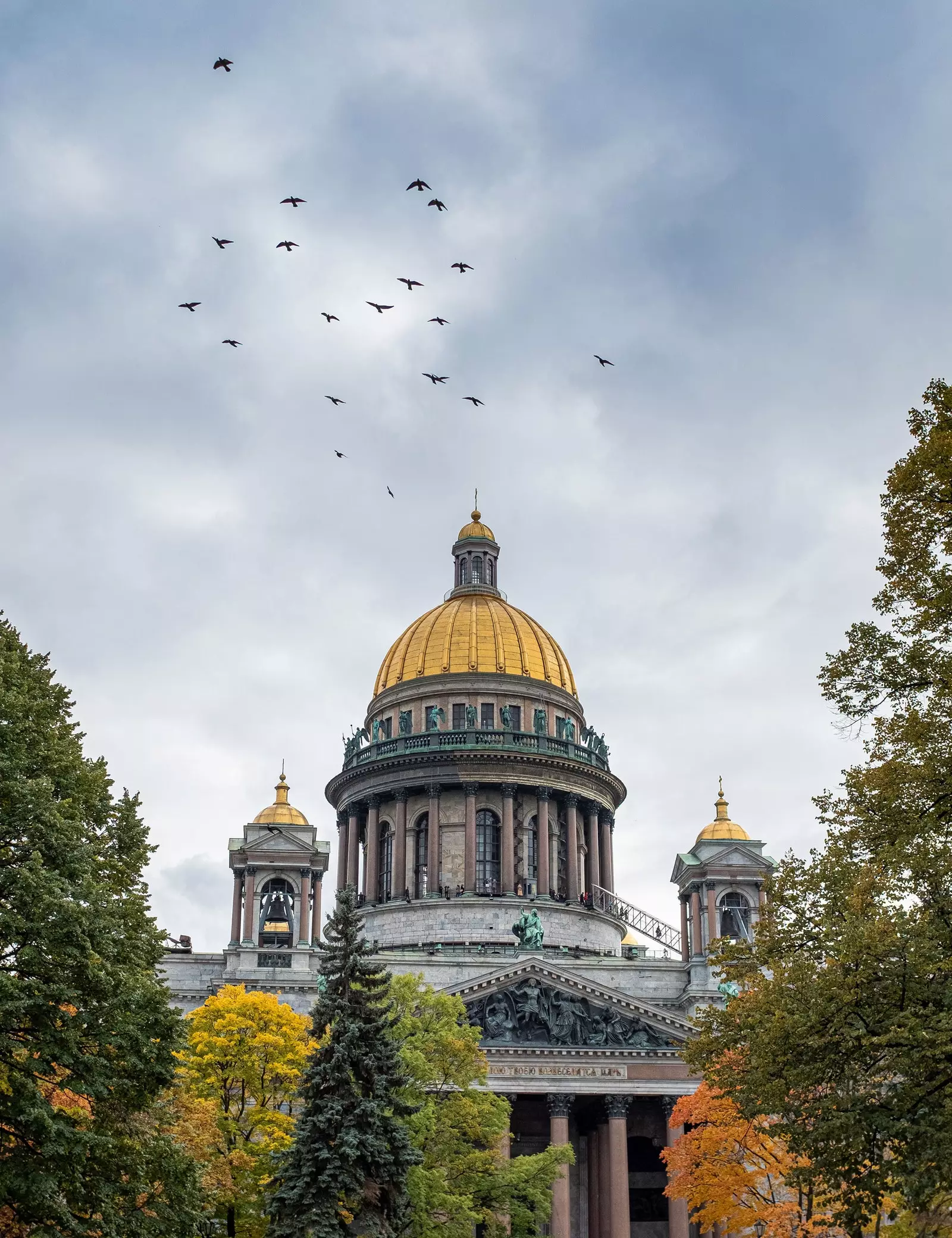 Katedral Saint Isaac di Saint Petersburg