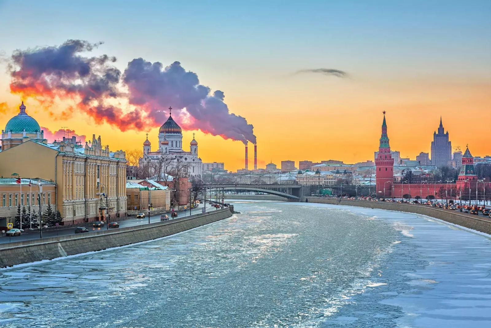 Москва що подивитися в місті, де починається Земля