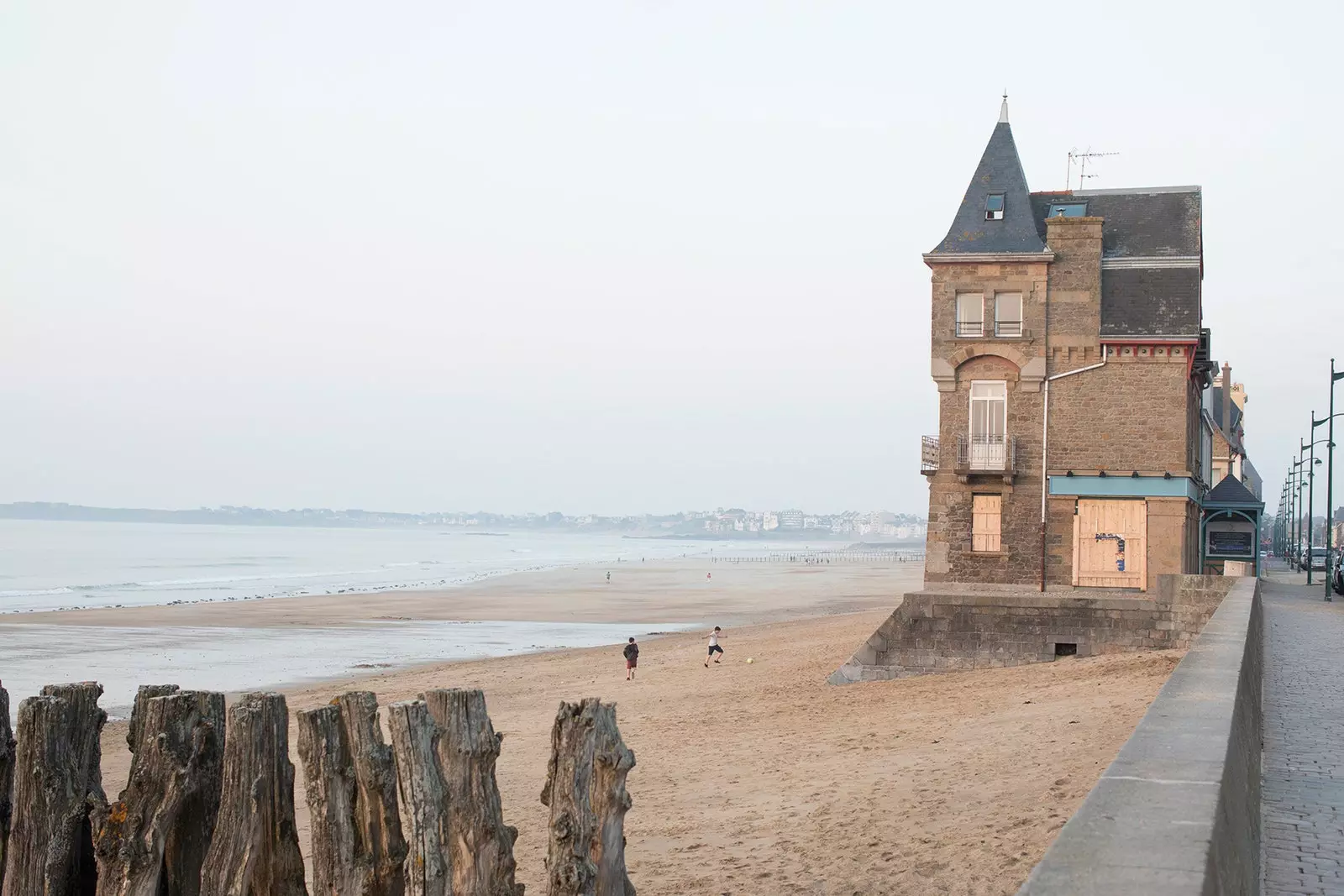 Bãi biển ngoại thất Saint-Malo