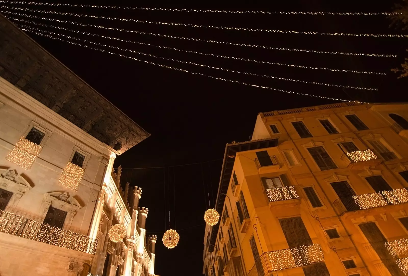 Uma rua em Palma de Maiorca no Natal