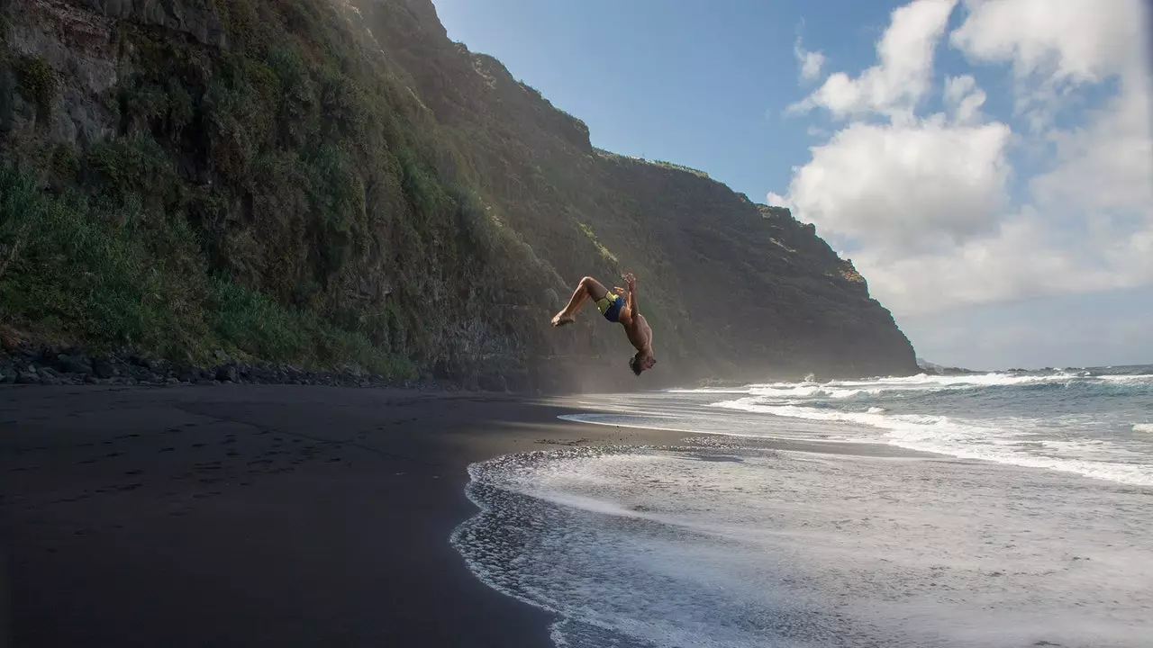 La plage parfaite n'a pas de sable blanc ni d'eau turquoise (et c'est à La Palma)