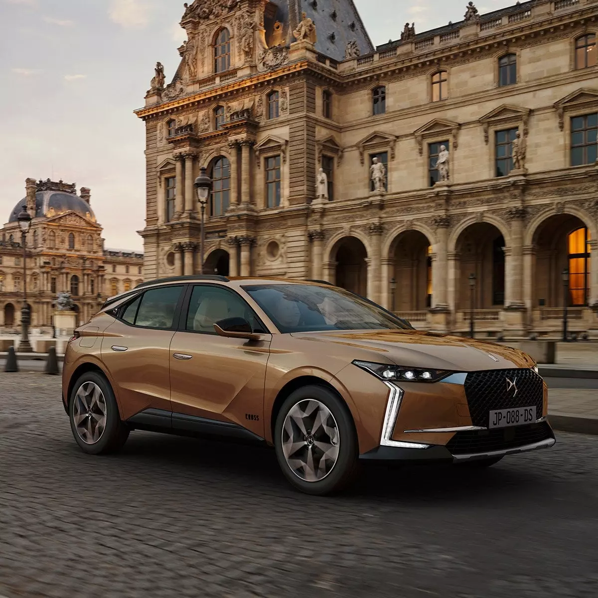 DS 4 اكتشفنا أجمل سيارة لعام 2022 ولا نريد قيادة سيارة أخرى