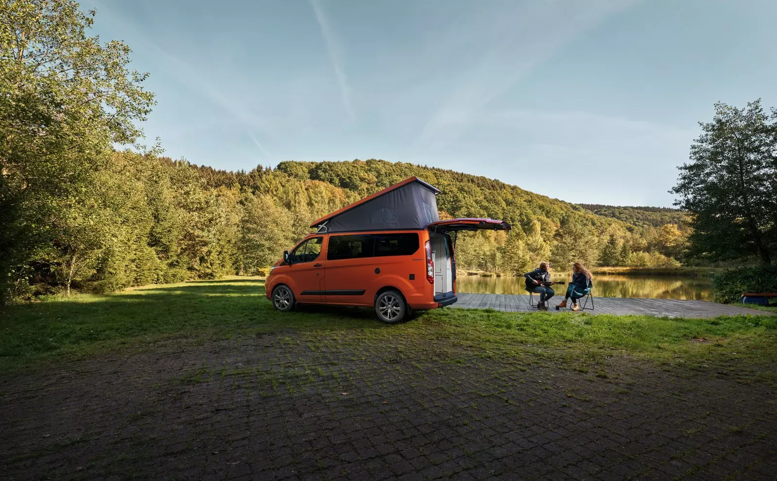 Bu, yeni Ford Transit Custom Nugget'ın dışı.