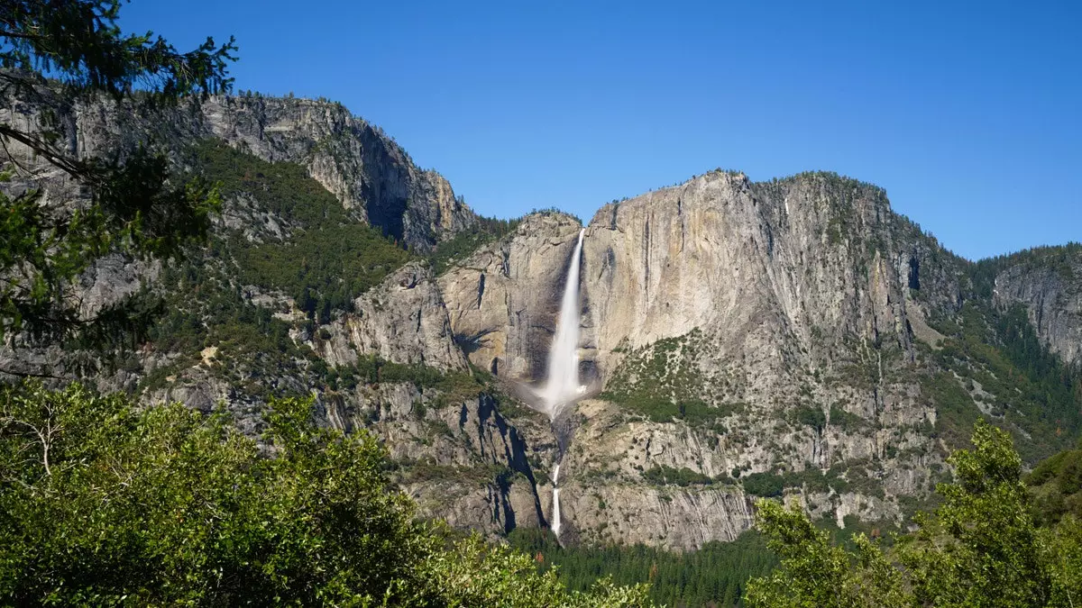 Cara menuju air terjun paling spektakuler di Amerika Serikat