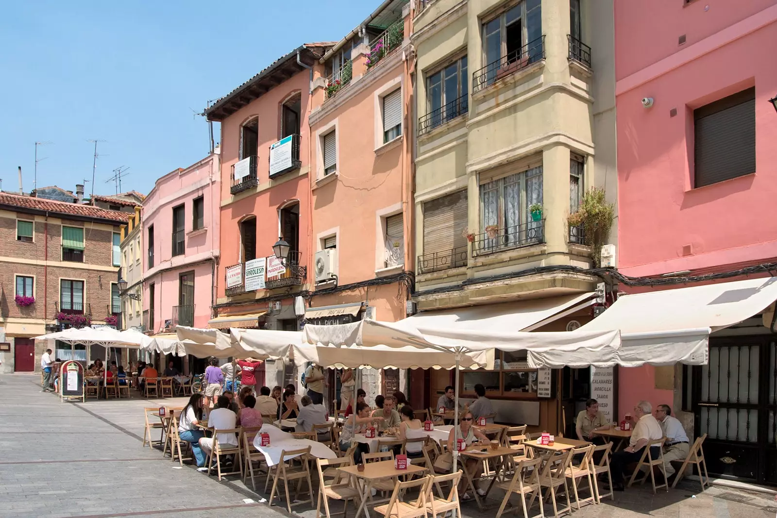 À León, nous avons des bars pour accueillir tous les types de voyageurs.