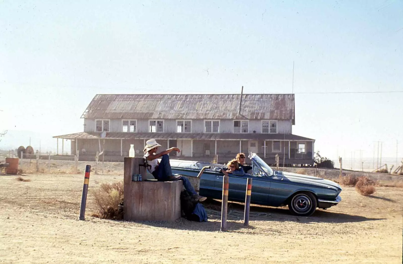 Thelma and Louise'den Ford Thunderbird, kadın özgürlüğünün dönüştürülebilir bir sembolü