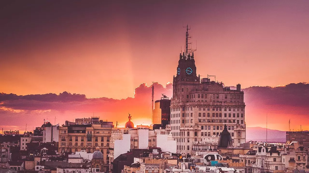 Léift Bréif un den Himmel vu Madrid