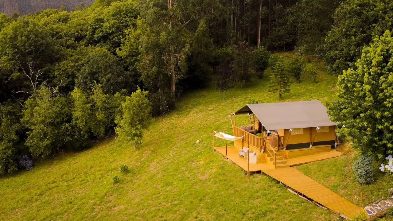 Al nord del nord, dorm en plena natura amb Naterra