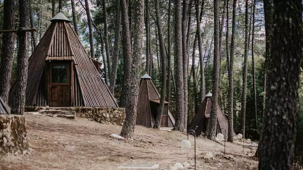 Najbolji glamping u Španjolskoj s drvenim tipijama