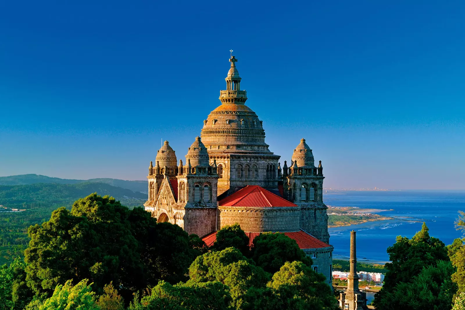 Basilica de Santa Lucia Viana do Castelo