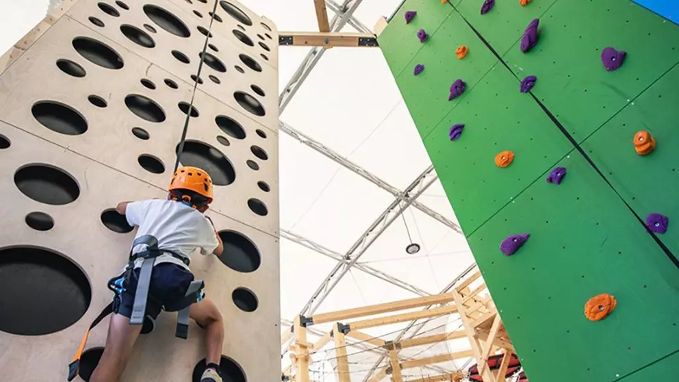 Zip Linnen a Kloteren Madrid mécht en neien Abenteuerpark op!