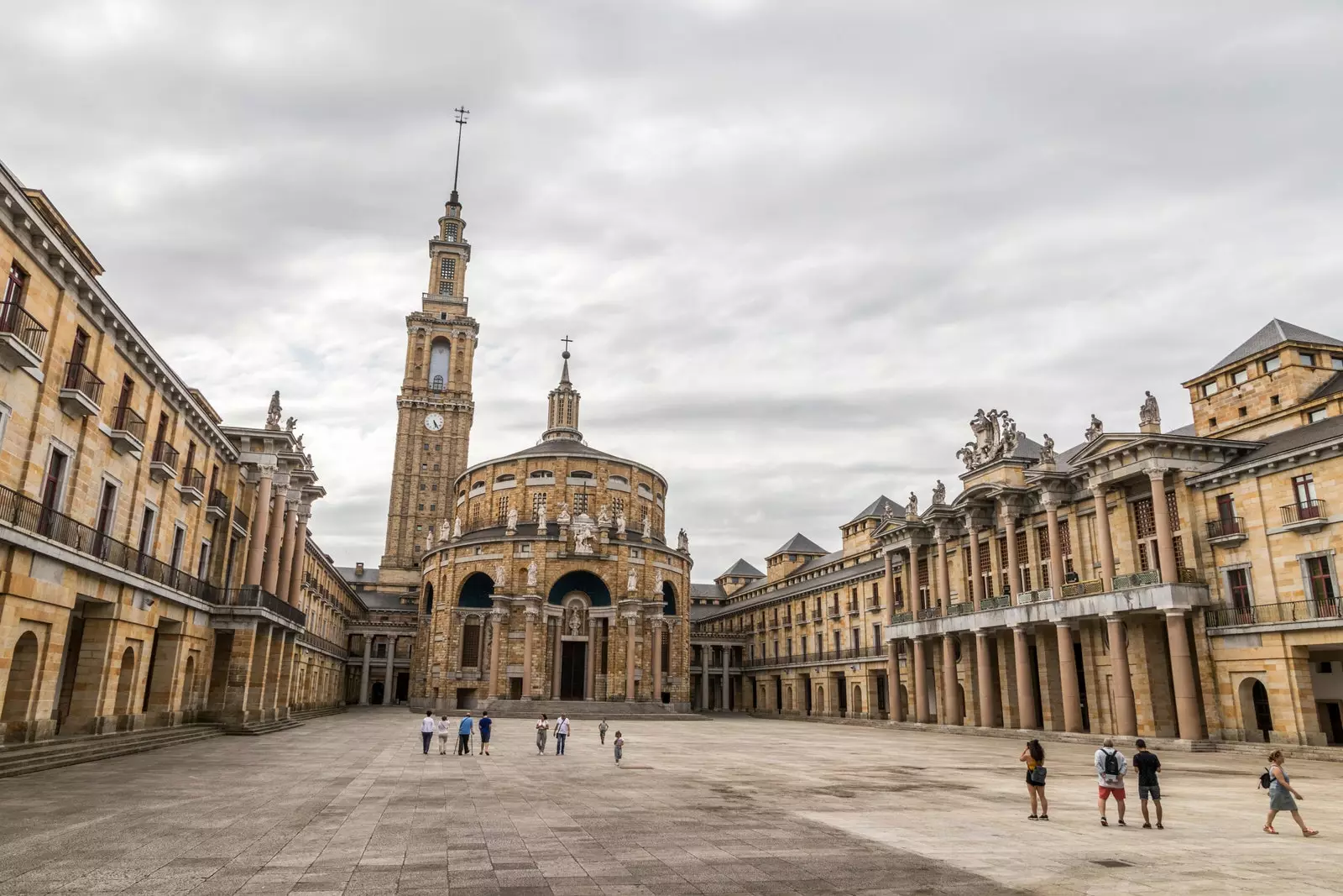 D'Aarbecht vu Gijon