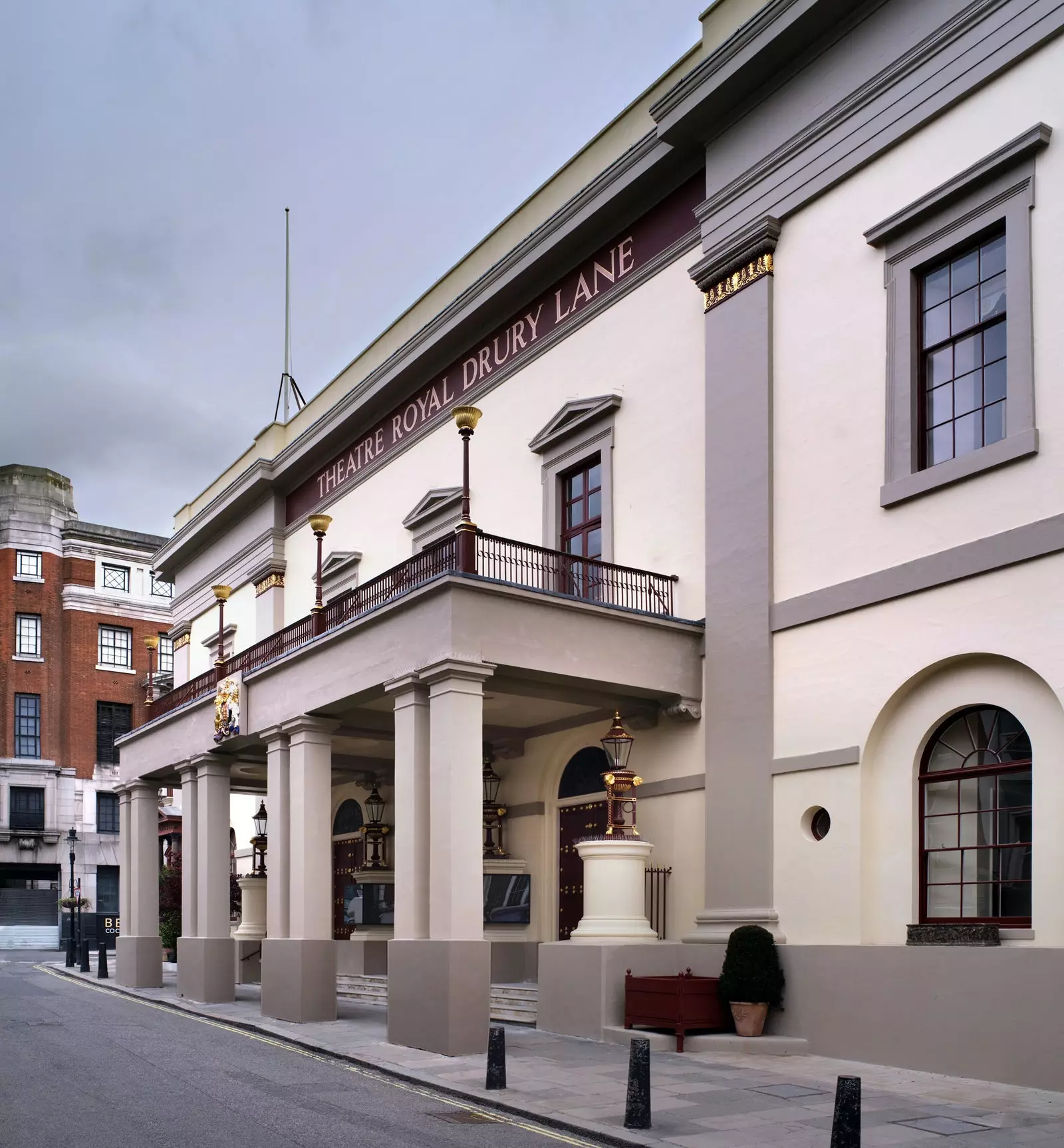 Haworth Tompkins je izvršio restauraciju Theatre Royal Drury Lane