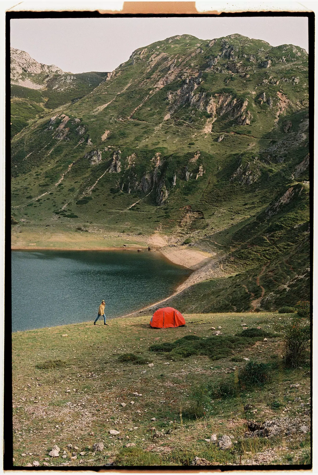 Kampanye Nuria Val dan Bellerose di Asturias