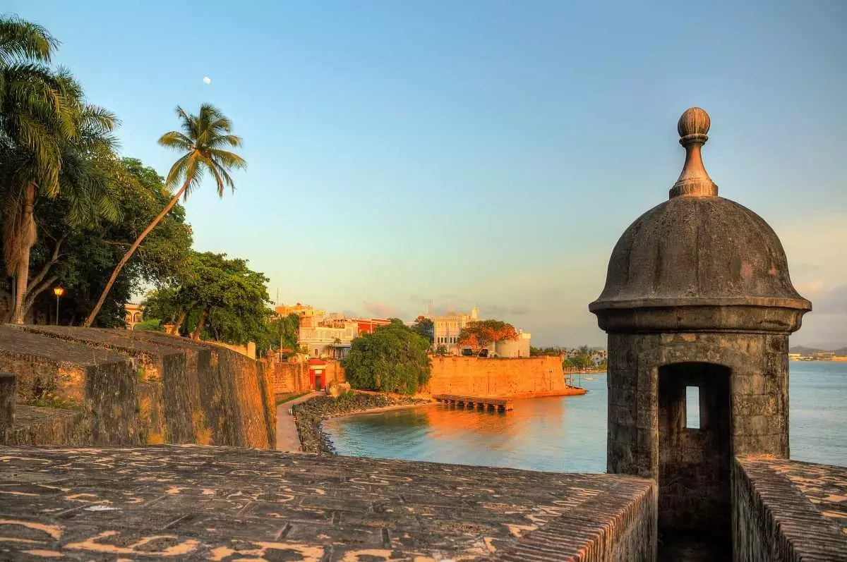 Coucher du soleil à San Juan, Porto Rico.