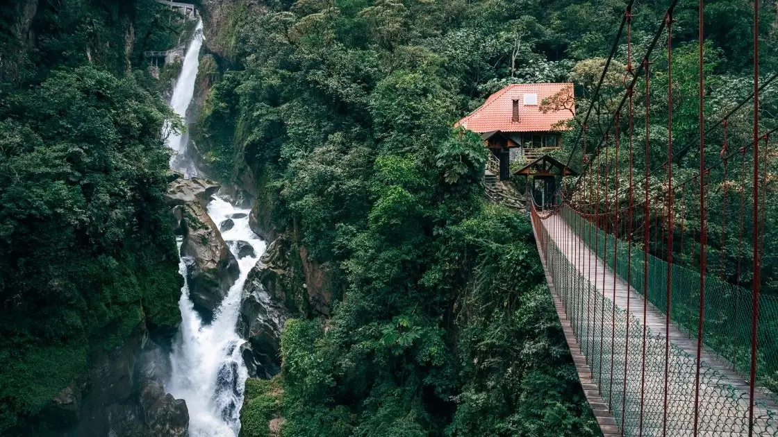 Ecuador mwongozo na... Nina Gualinga