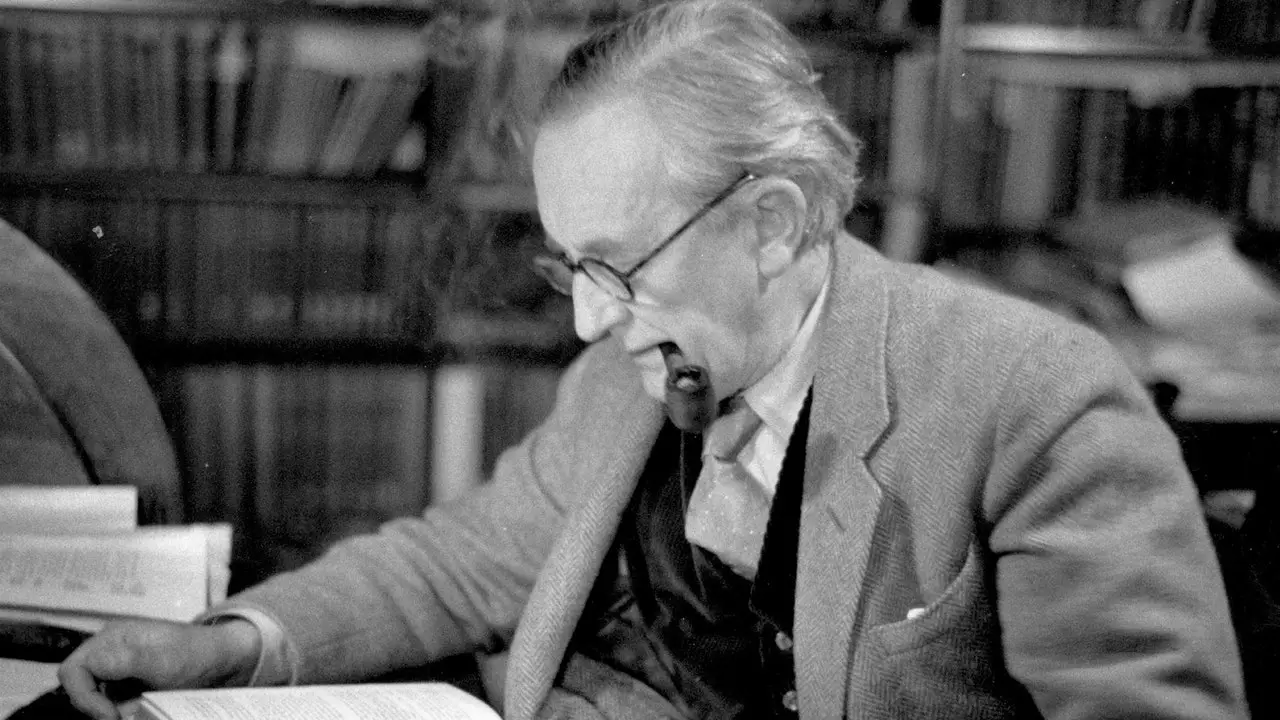 Nghe Chúa tể của những chiếc nhẫn qua giọng nói của chính Tolkien