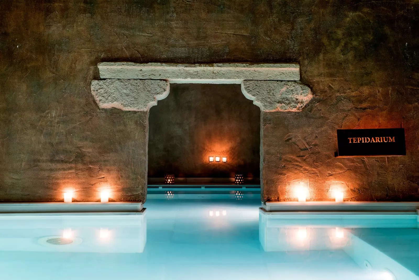 Tepidarium στα λουτρά του AIRE Hotel Ancient Baths Almería.