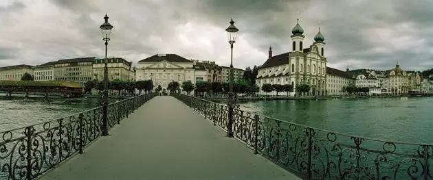 Argumen Luzern sebagai simfoni