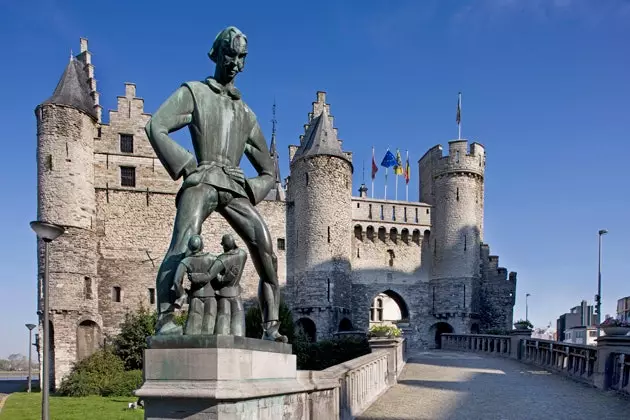 Het Steen Castle