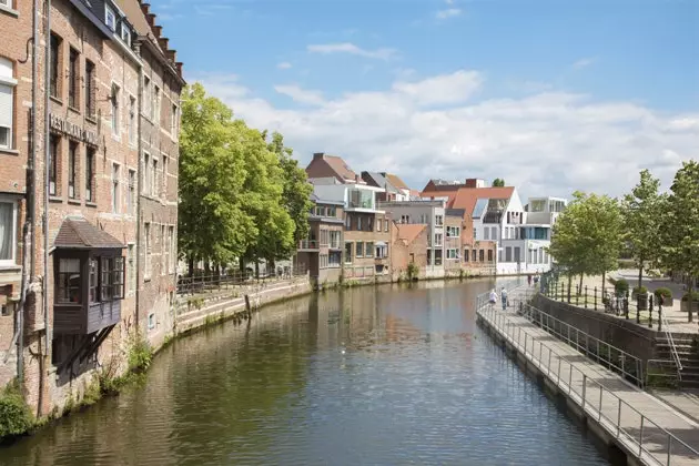 Il-kanali romantiċi ta' Mechelen