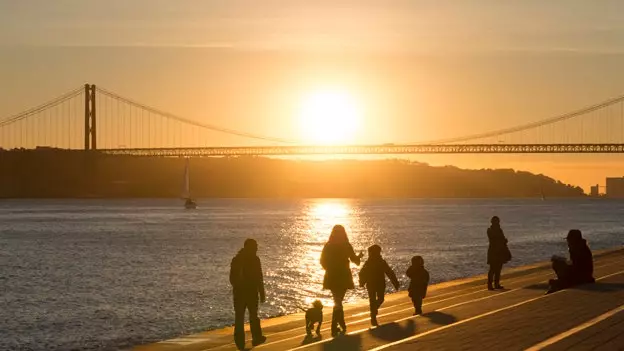 Lisbon yang tidak biasa: pengalaman yang tidak Anda harapkan di kota