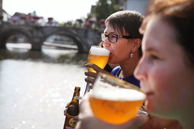 Oh la bière... mmm...