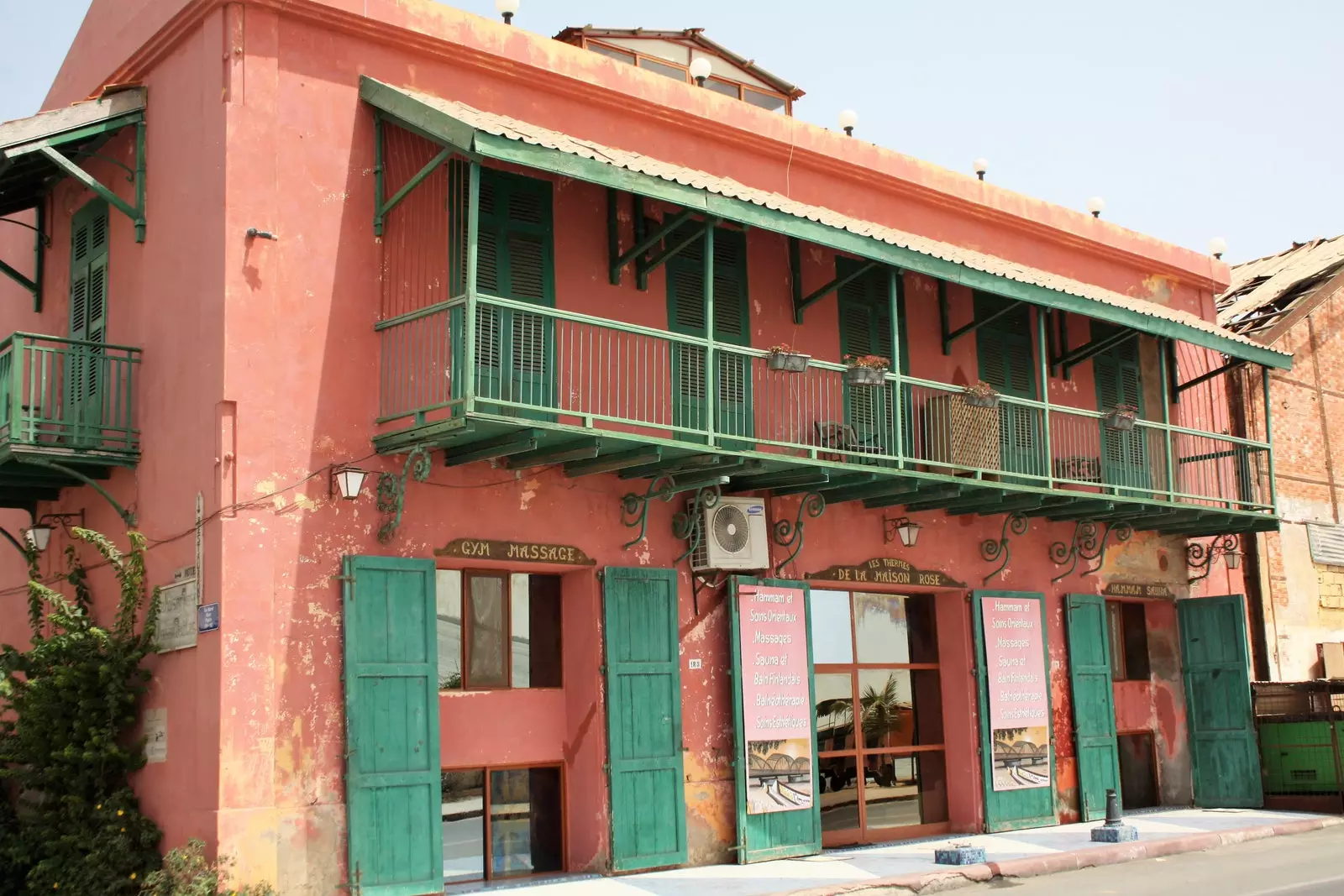 Hotell La Maison Rose Saint Louis Senegal