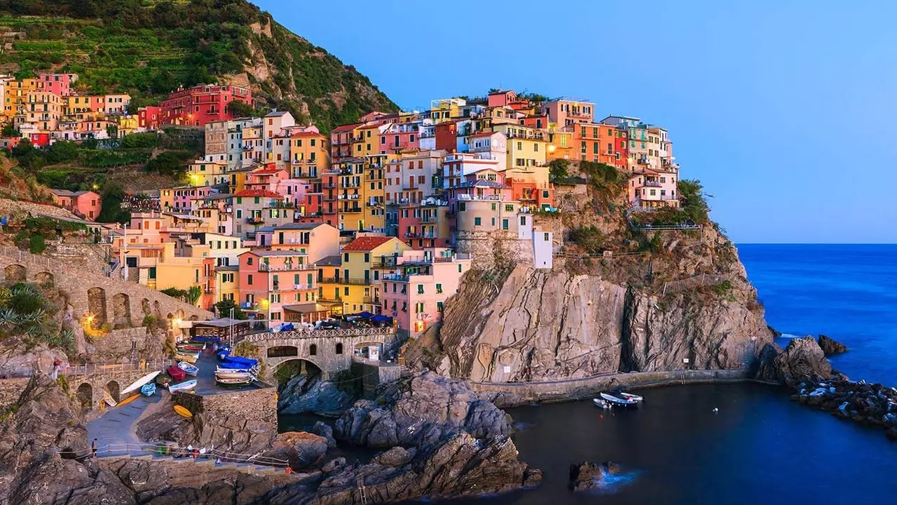 Cinque Terre . को खोजने के पांच तरीके