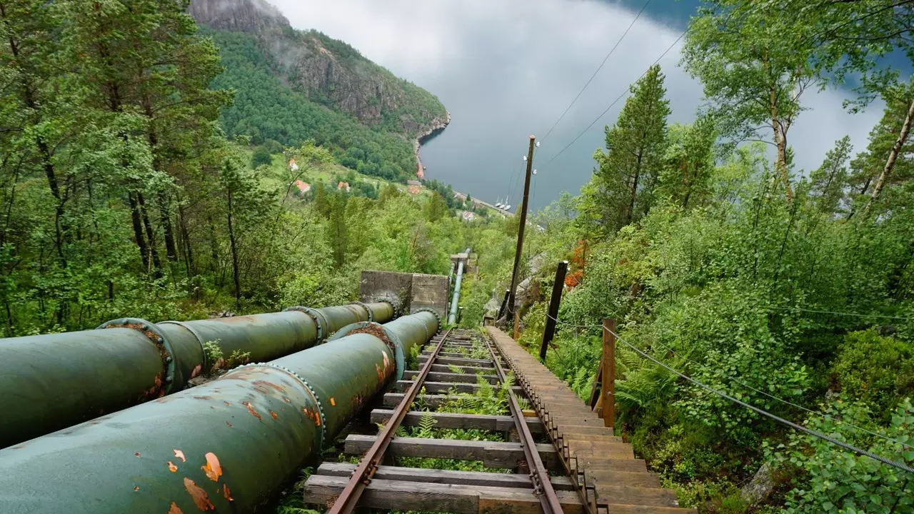 Skulle du klättra 4 444 trappsteg för att se landskapen i Norge?