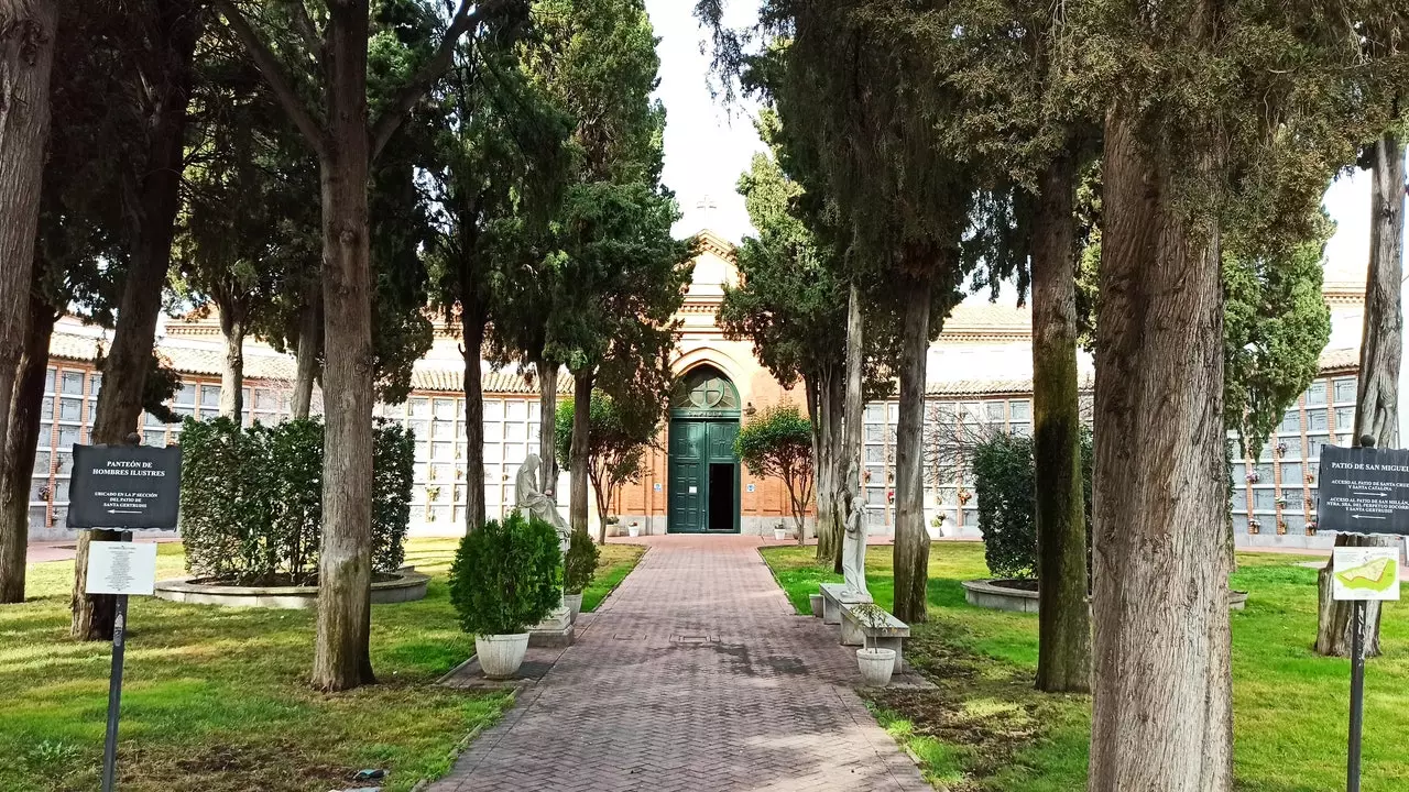 Cemitério de San Justo, o museu ao ar livre de Carabanchel