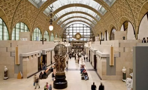 A Musée d'Orsay belsejében