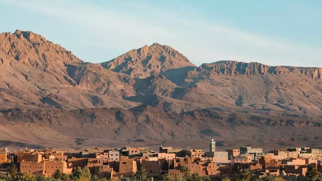 راهنمای مراکش با ... هند سبتی