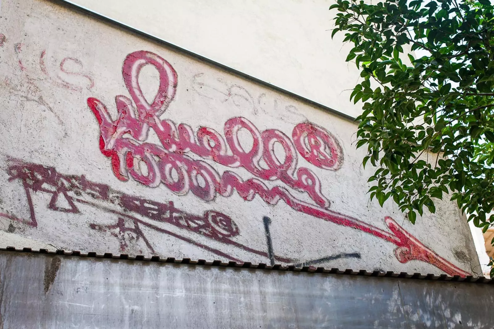 L'un des deux graffitis qui restent de Muelle