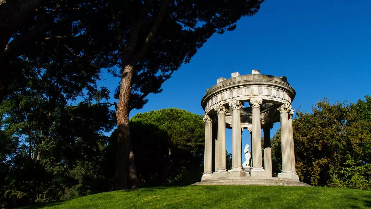 Eng Rees duerch d'Geschicht: e Besuch am El Capricho Bunker