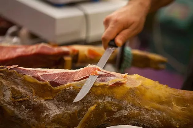 Du kender til skinke, og du tager en vakuumpakket skive til verdens ende