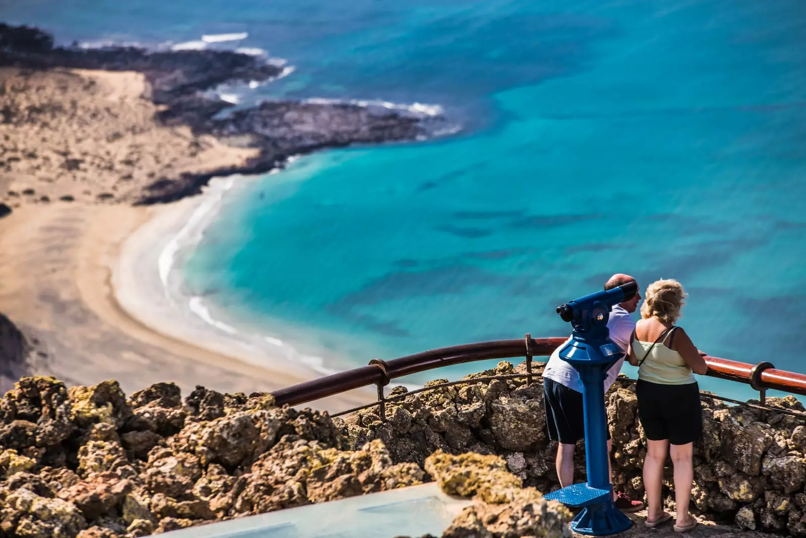 Lanzarote çayının mənzərəsi