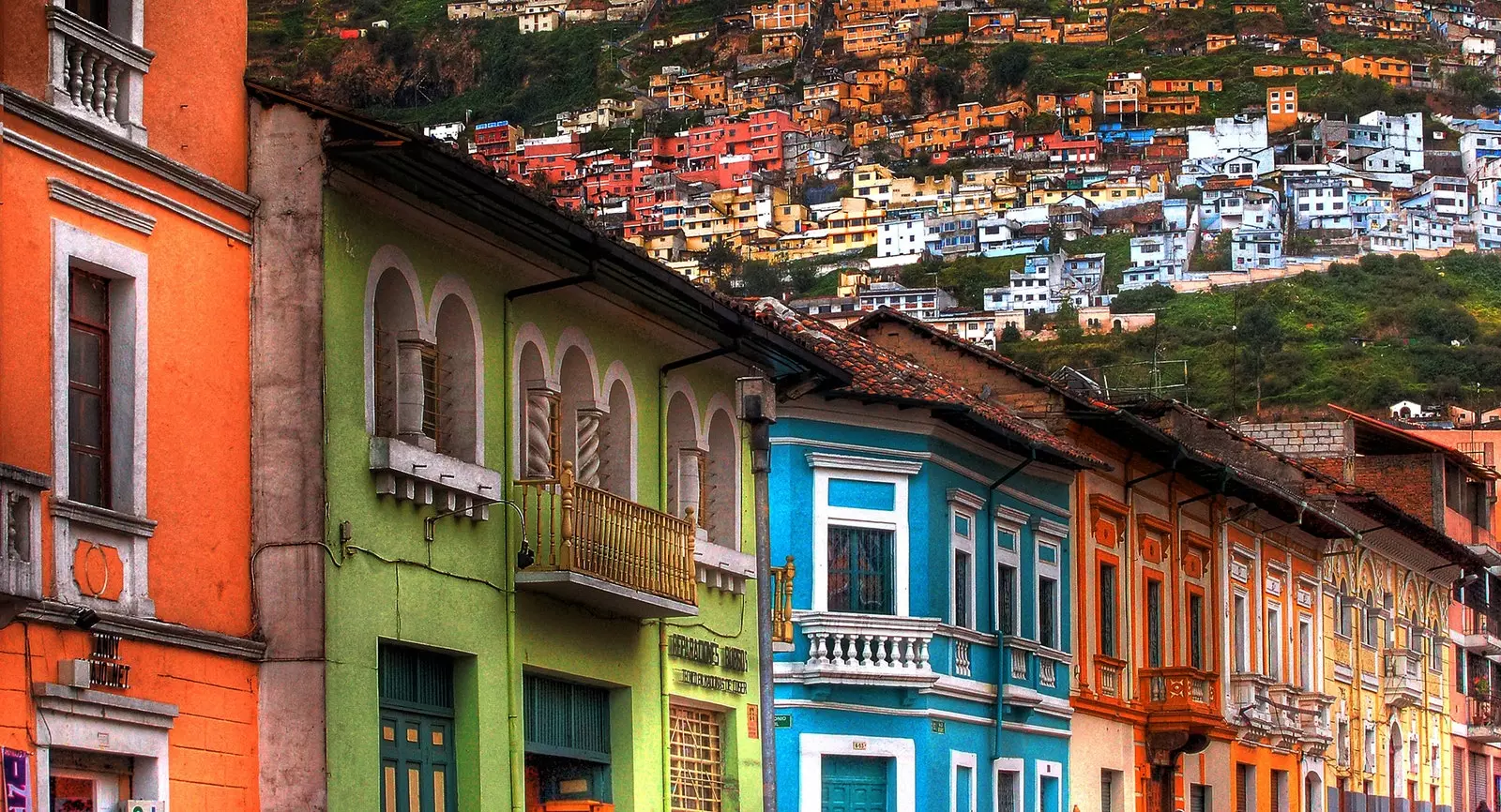 Sráideanna coilíneacha Quito