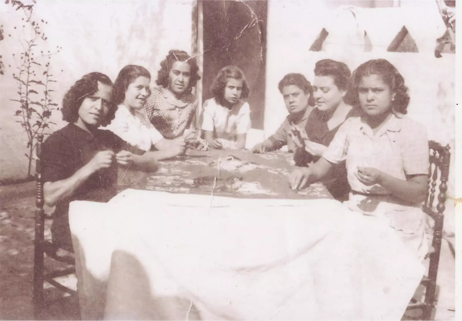 The embroiderers of Villamanrique de la Condesa