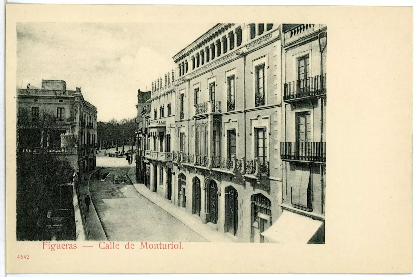 Postkarte der Straße Monturiol vom Anfang des 20. Jahrhunderts